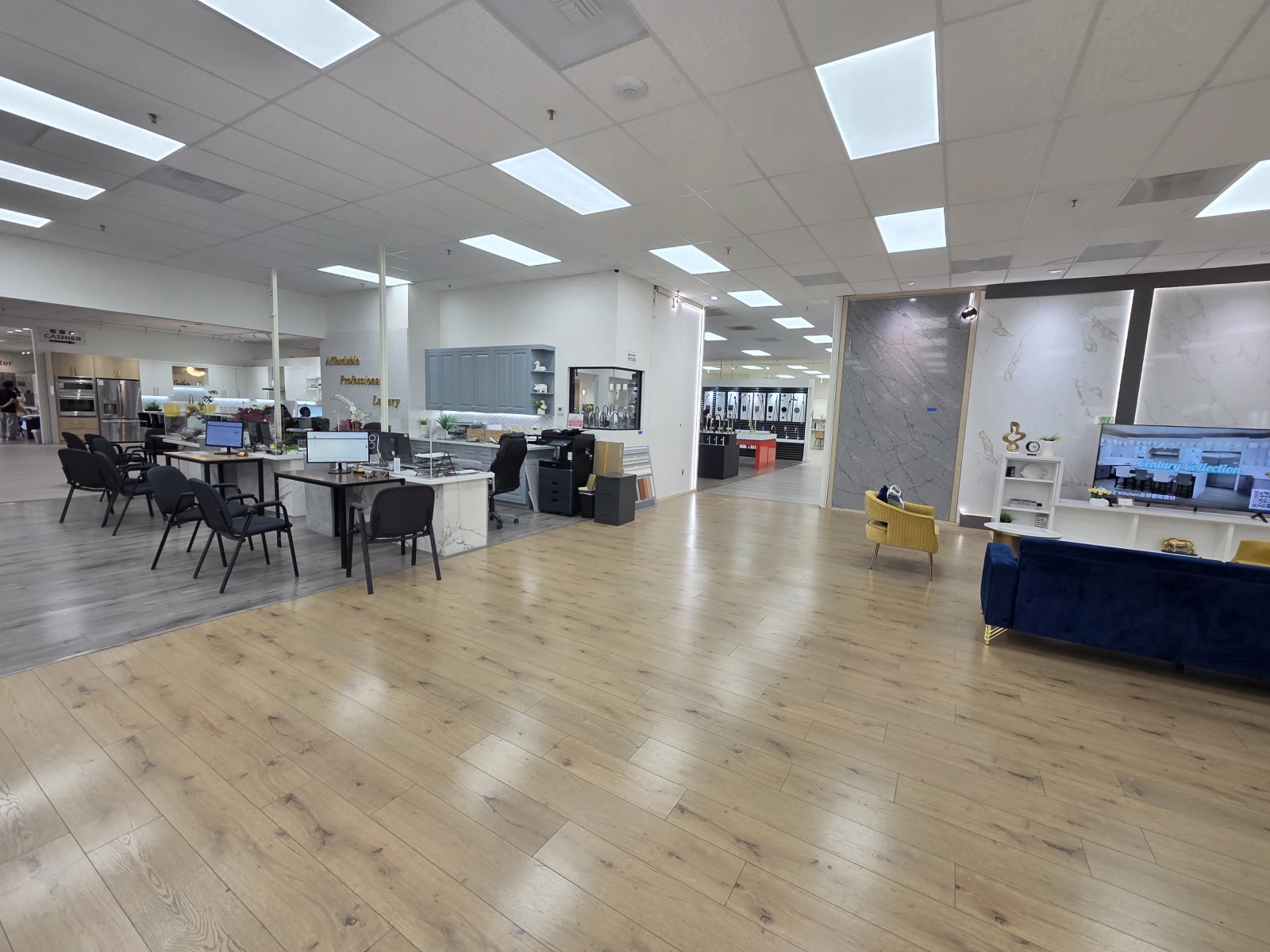 Bright and Open Showroom Featuring Modern Flooring