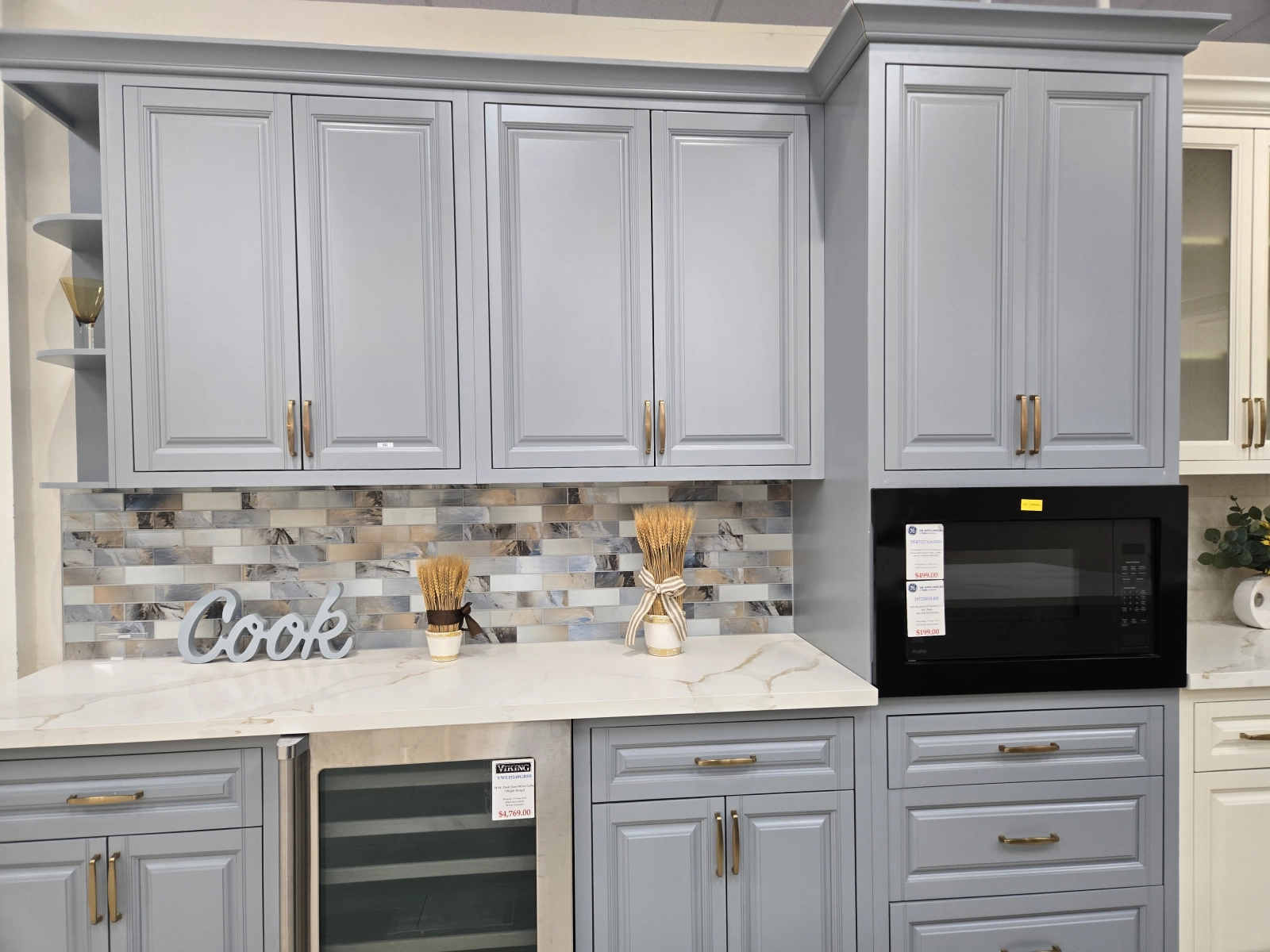 Modern Open Layout with Functional Kitchen Design